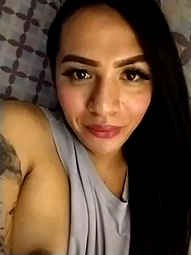 Yourbabyshane webcam