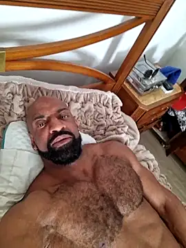 baddblake43 (Ask my age) - Stroke dick 💦