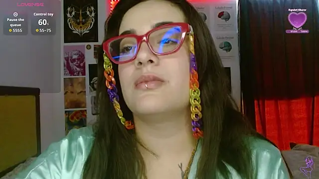 nova-satela (F young) - Shot 💕🔥😈