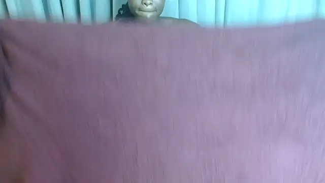 royal_beehive (F young) - pay fees n buy uniforms