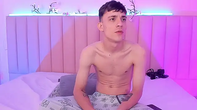 SecretLoversVIP webcam