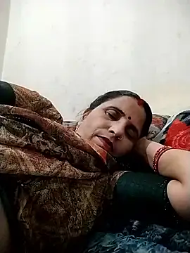 Webcam Model (Hot_liya54)  is live.Free join now!