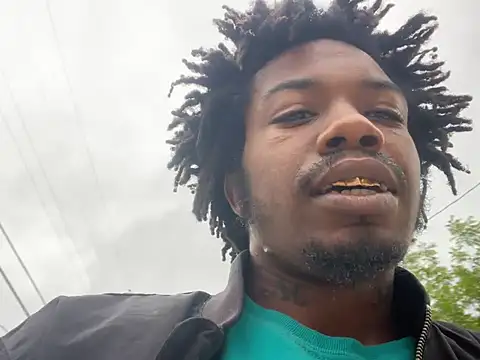 slimecrownzout5 - SlimeCrownzOut5's free webcam - UK Sex Cams