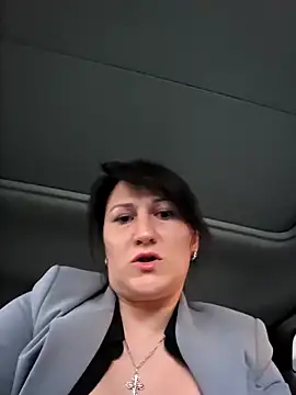 ZhenjaPoledance webcam