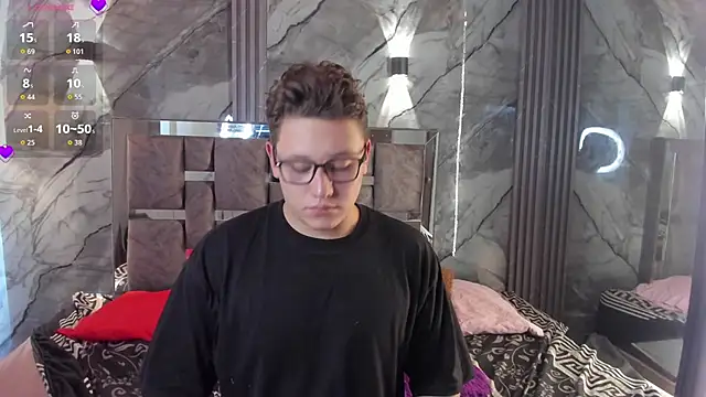 Manson_and_Zoe webcam