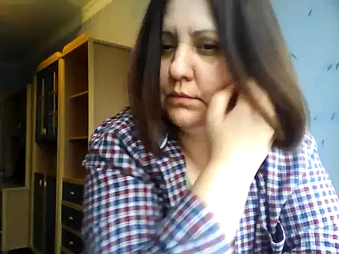 LockyCharm111 webcam