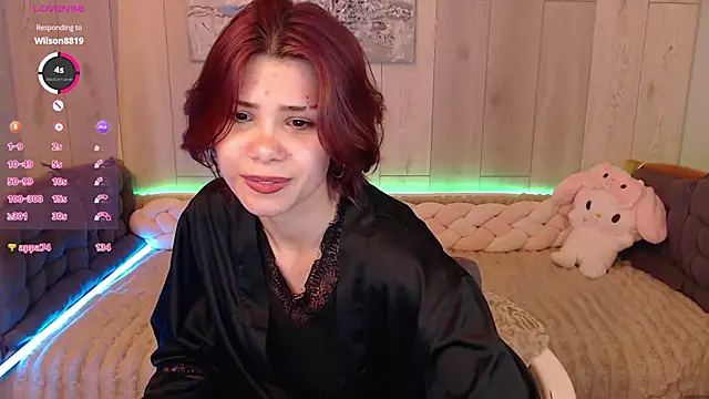 llittle-peachh webcam