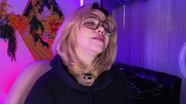 albaismynameX webcam