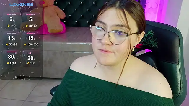 conniejames_m webcam