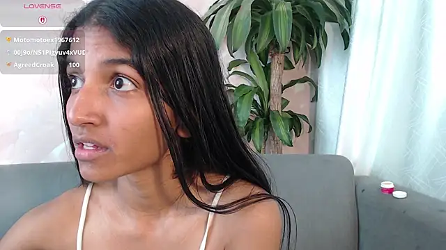 YuliethPetite webcam