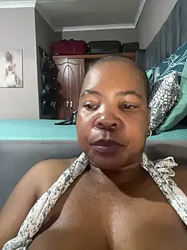 Webcam Model (SweetCandy84)  is live.Free join now!