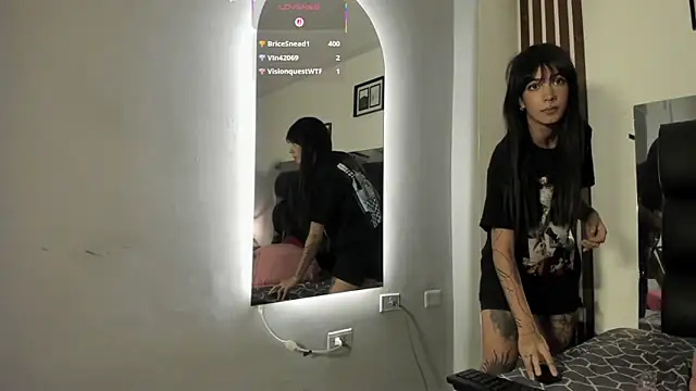 dalhia_and_hades webcam