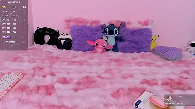 Laura_Olssen27 webcam