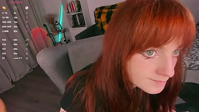 Alice_CutePerv webcam