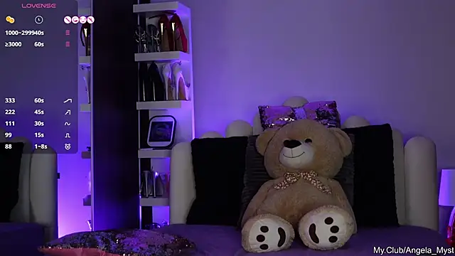 angela_myst (Ask my age) - doggy view, spank my ass🍑