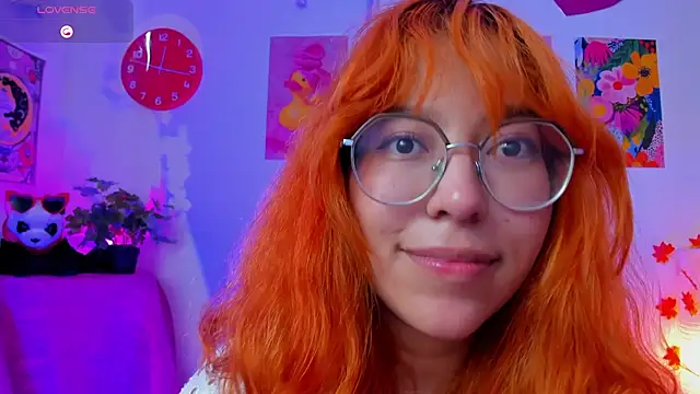 _Moon_Johnson webcam