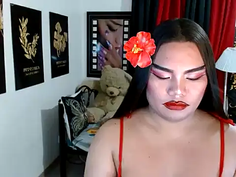 TSbrianaHugeCock webcam