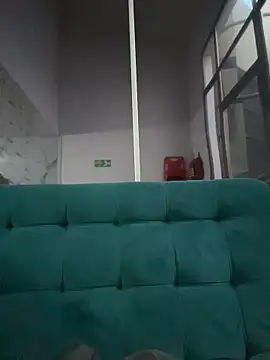 Antonella_Julieta webcam