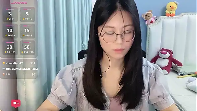 Luna-666 live sex cam