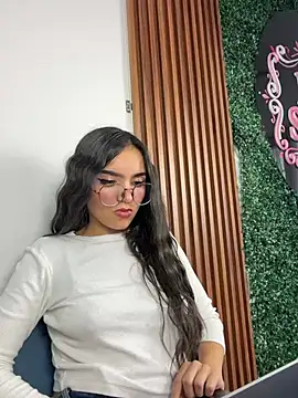 eimi_rosse18