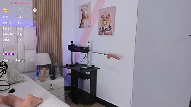 isabella_whiithe webcam