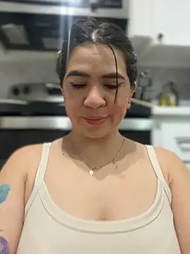 gringo_xxx_latina (F milf) - MEGA CUM MESSY