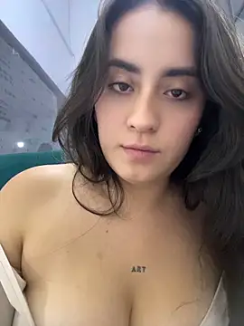 Antonella_Julieta webcam