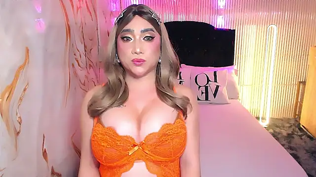 SelfsuckmyBigBanna webcam