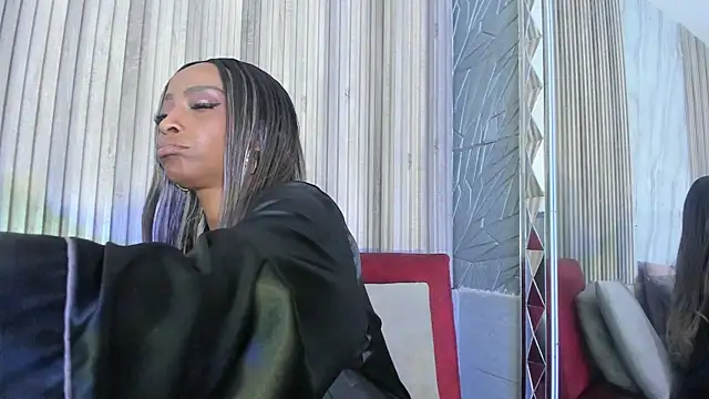 BriannaChelsea webcam