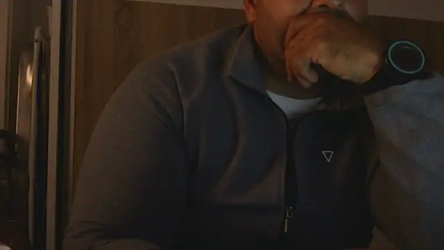 vanillatime78-jorge - VanillaTime78-Jorge's free webcam - UK Sex Cams