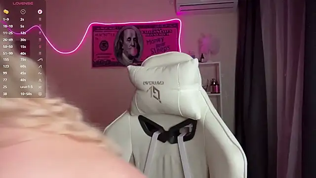 vibevi - VibeVi's free webcam - UK Sex Cams