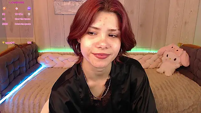 llittle-peachh live sex cam