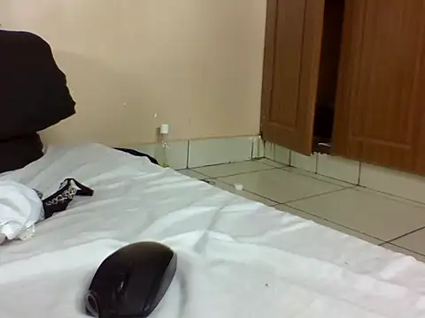 sexybbi - Sexybbi's free webcam - UK Sex Cams