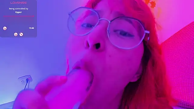 _Moon_Johnson webcam