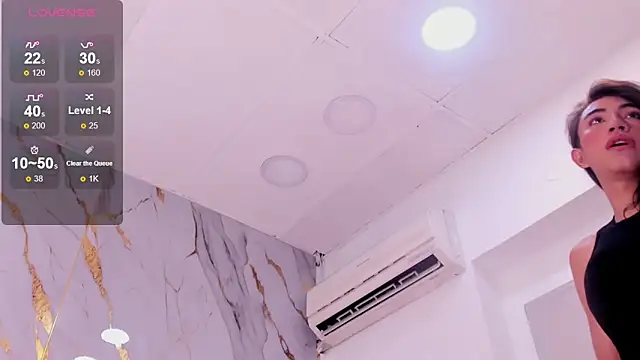 VALERIAQUEENTS__ webcam