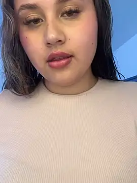 sophie1_ - Sophie1_'s free webcam - UK Sex Cams