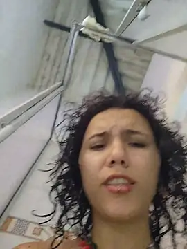 Isabella_Stark webcam