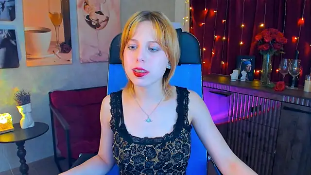 VivienneHebert webcam