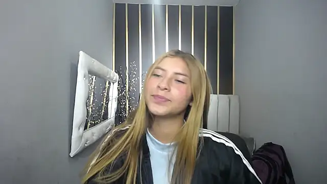 nancy_blonde webcam