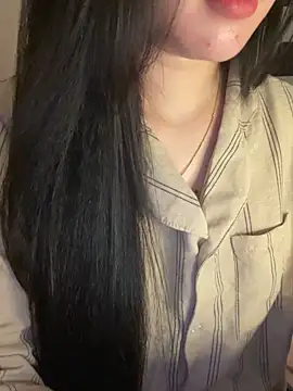 Neylla_ Stripchat cam model