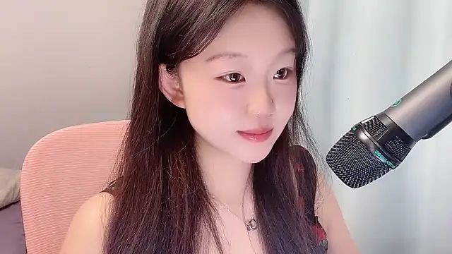 Lilababy00 Stripchat cam model