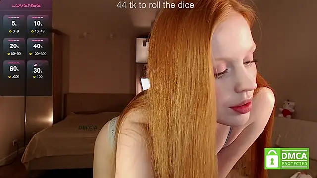 lulu_moonmoon webcam