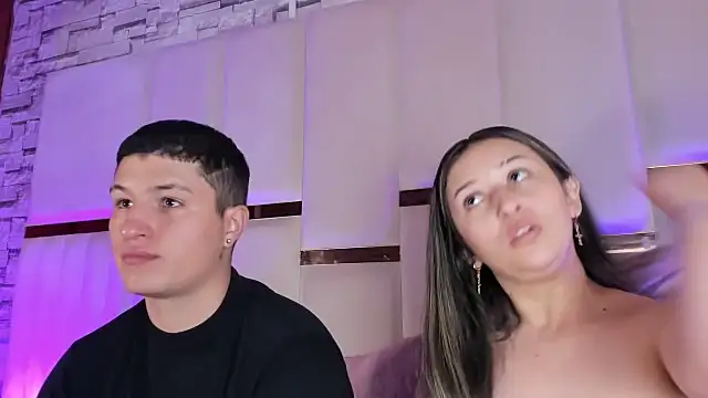 ANLLELOAndANGELA webcam