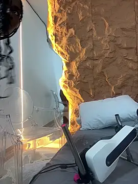 Nahomi_Williams_ webcam