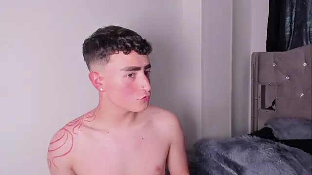 naughtysalomonn webcam