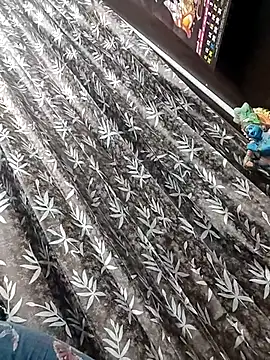 Webcam Model (Dimblestar)  is live.Free join now!