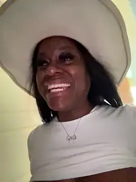 tikamoon - TikaMoon's free webcam - UK Sex Cams