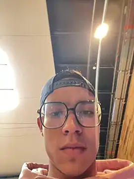 andres_boy252 (M twink) - Cum show public Bathroom