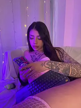 AshleyWinslow webcam