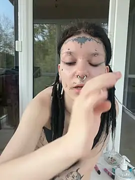  demonLamia chat room